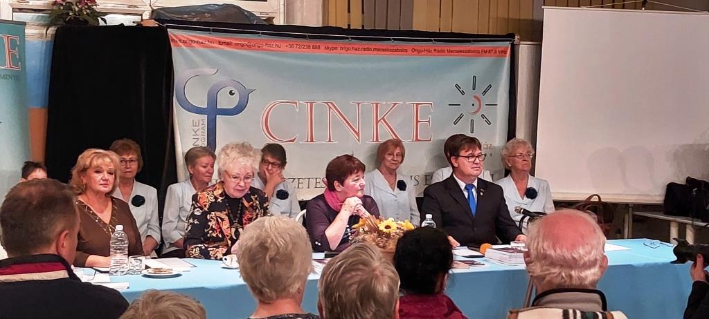 Papírsárkány – Gáspár Klára verseskötetének bemutatója